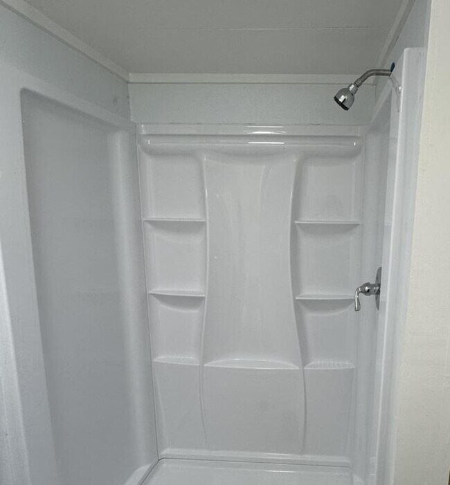 Building Photo - 1660-1H-5 5th St