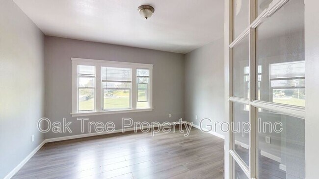 Building Photo - 4152 Brookdale Ave