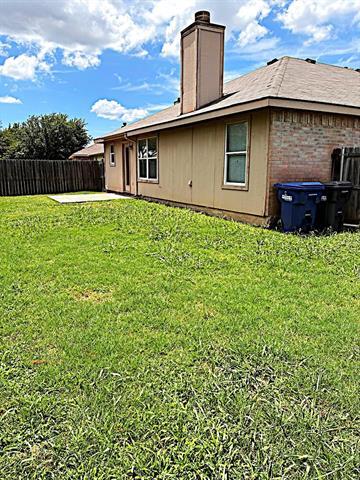 Building Photo - 9805 Nixon Dr