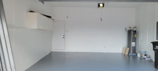 Building Photo - 8625 Plum Cay