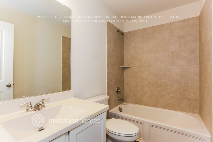 Building Photo - 1353 Renoir Dr