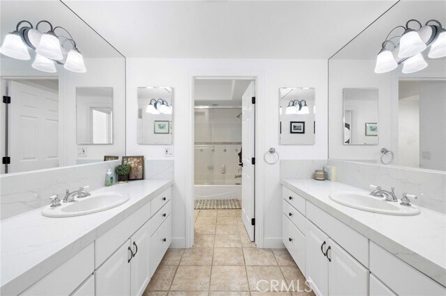 Building Photo - 1545 Caribbean Way