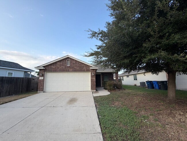 Building Photo - Lovely 3/2 in Gardens of Ranch Estates, NBTX