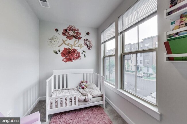 Building Photo - 10020 Ruffian Wy