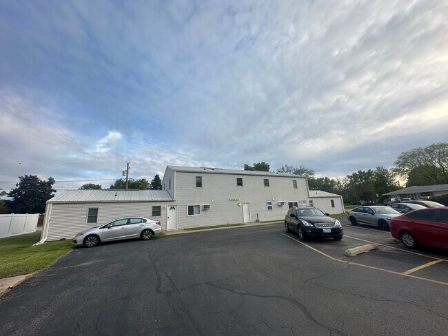 Primary Photo - 530 E 3rd St