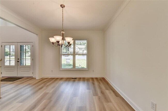 Building Photo - 9135 Fox Trail Ln