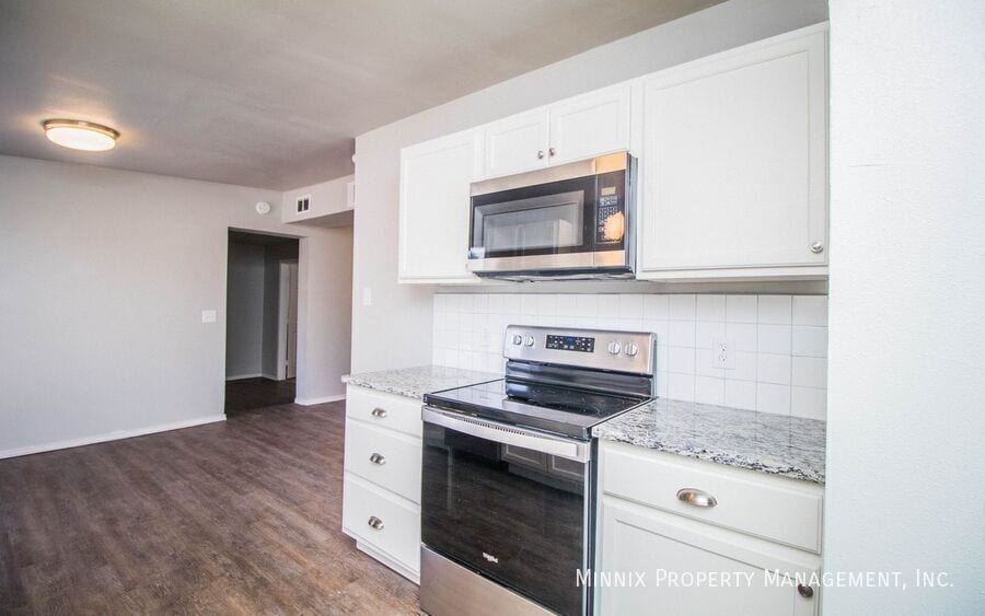 Building Photo - 2710 68th St