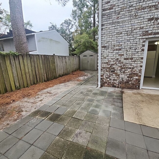 Building Photo - Surfside Beach Townhome- Long Term Rental