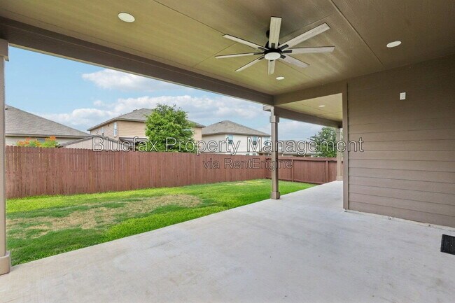 Building Photo - 1807 Golden Maple