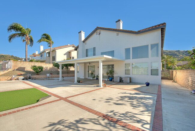 Building Photo - 3571 Rio Ranch Rd