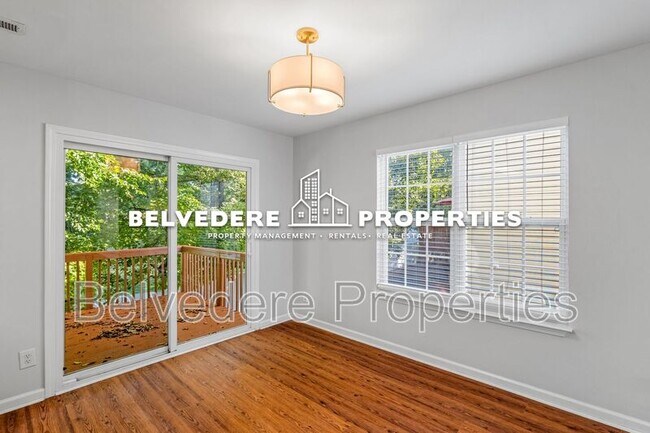 Building Photo - 14 Dunlevy Way