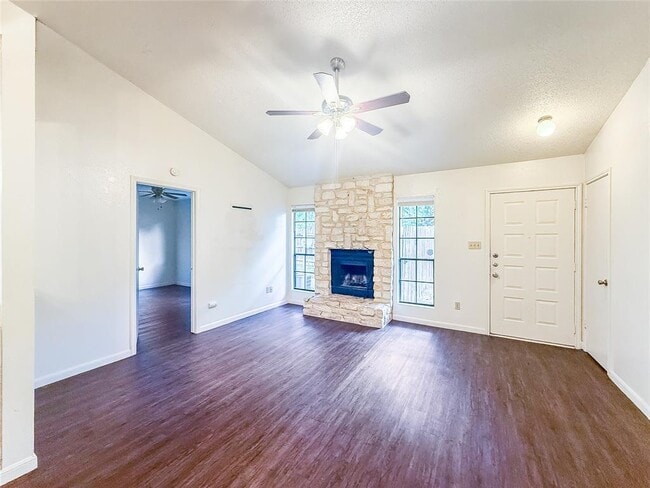 Building Photo - 2014 Alex Ave