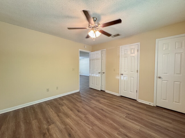 Building Photo - 27B Pate Pl