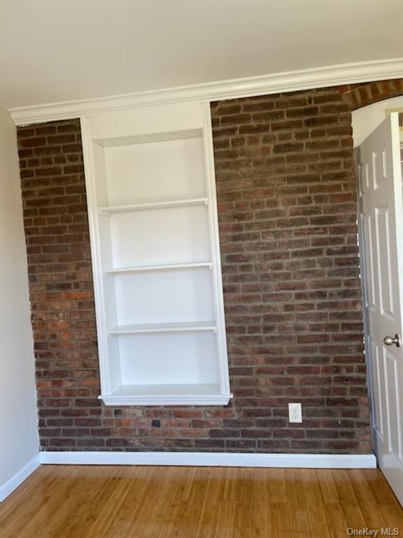 Building Photo - 30 N Hamilton St