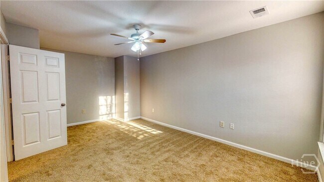 Building Photo - 5028 Winfield Dr