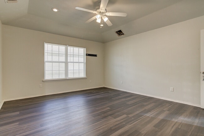 Building Photo - 1608 48th St