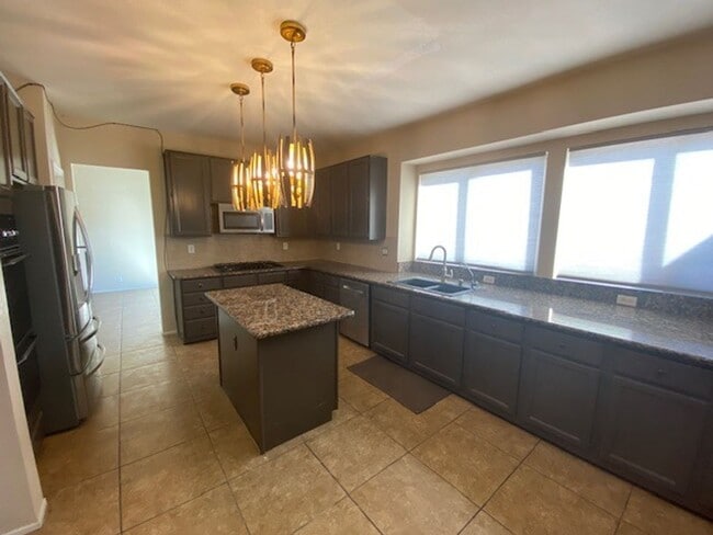 Building Photo - 2640 Ohio Ct