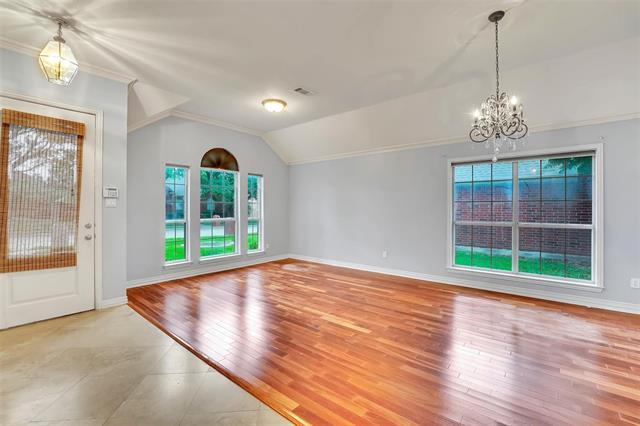 Building Photo - 1211 Greenway Dr