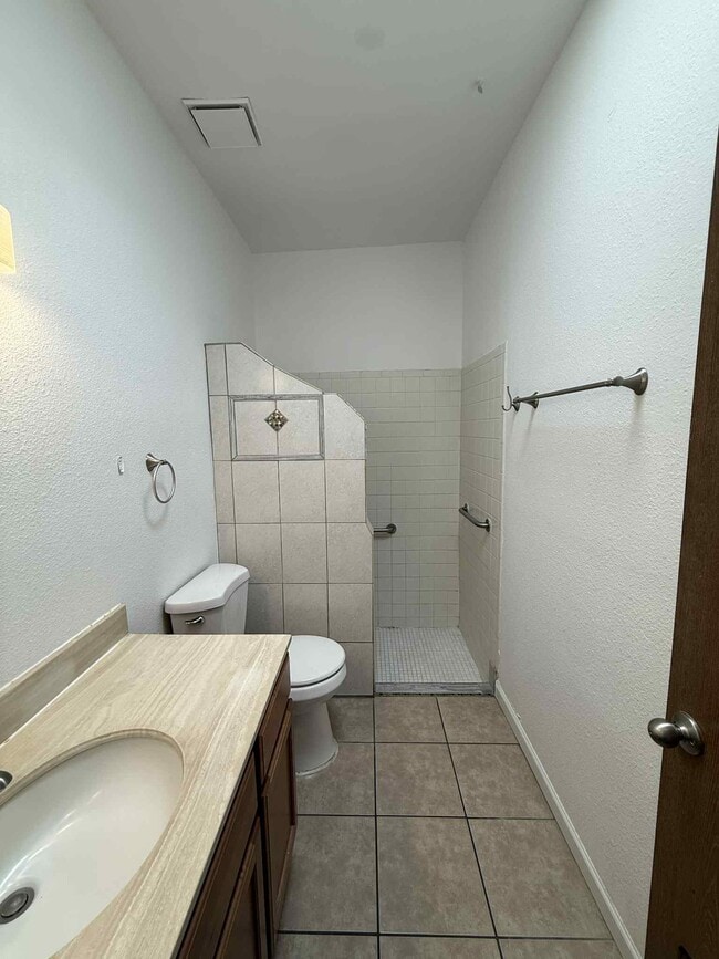 Building Photo - 8141 E Daniella Cir