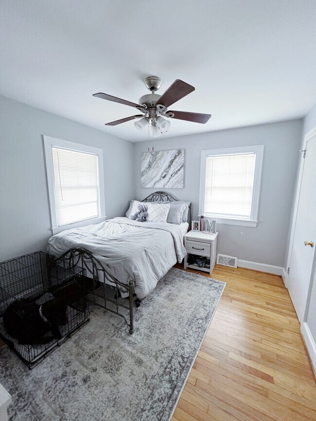 Building Photo - 112 N Meade St