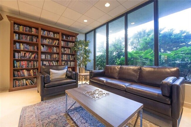 Building Photo - 4900 N Ocean Blvd