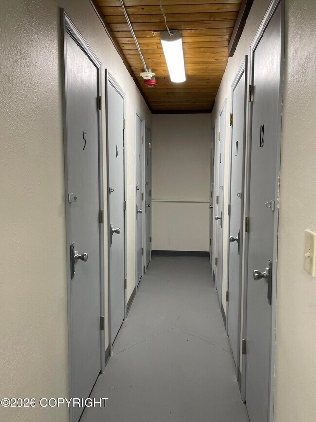 Building Photo - 2805 W 31st Ave