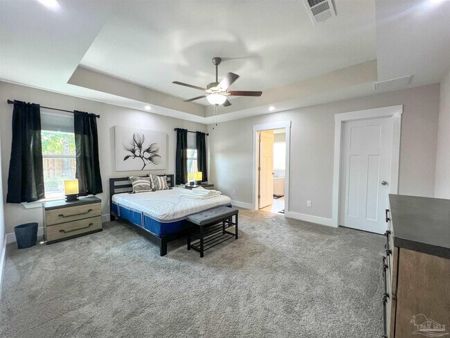 Building Photo - 5686 Dunridge Drive