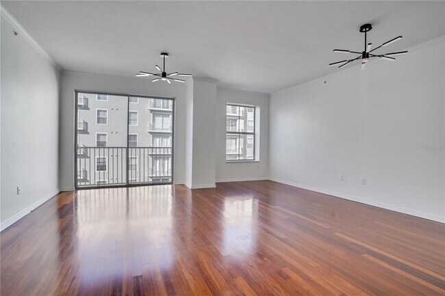 Building Photo - 700 S Harbour Island Blvd