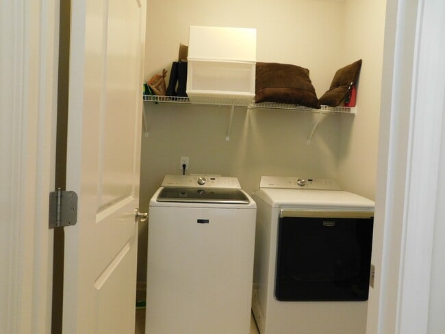 Building Photo - 1244 Assembly St