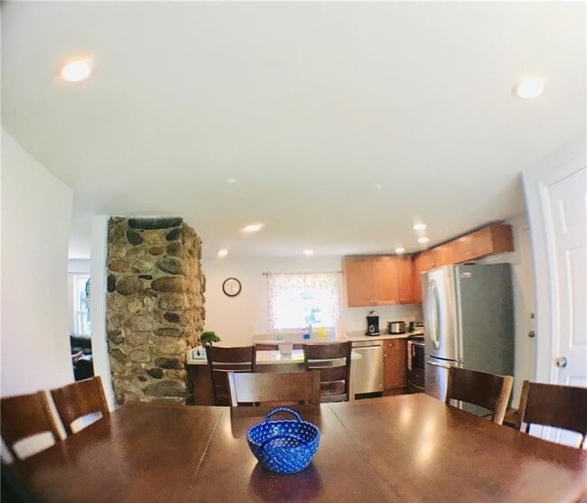 Kitchen - 21 Woodsia Trl
