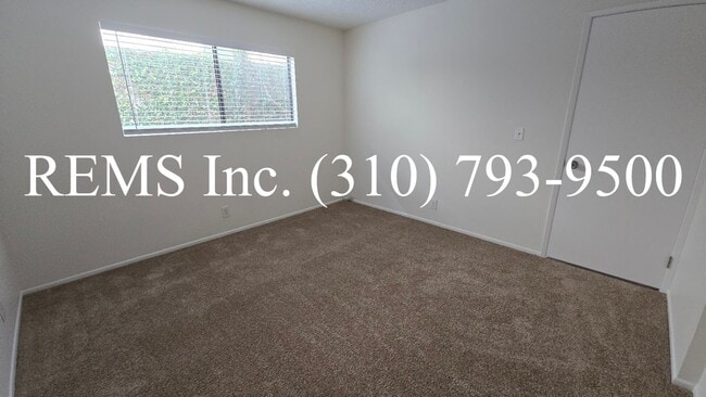 Building Photo - lle01