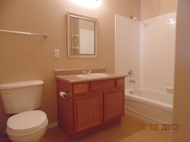Building Photo - COZY 2 BEDROOM 2 FULL BATH CONDO LOCATED ON SECOND LEVEL