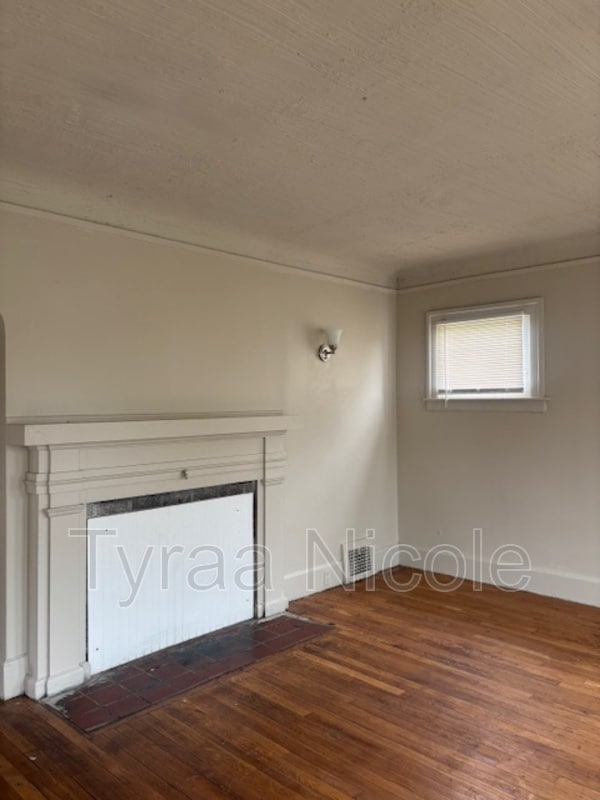 Building Photo - 1200 Lenox St