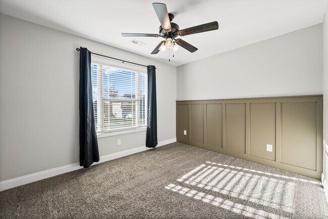 Building Photo - 1796 Rains Rd