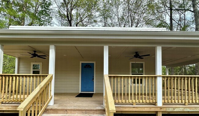 Primary Photo - 27835 Country Colony Dr
