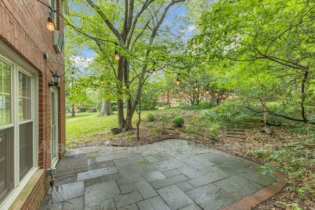 Building Photo - 1618 Fitzgerald Ln