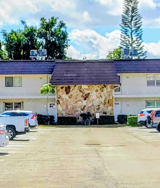 Building Photo - 12003 Poinciana Blvd