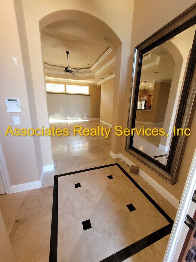 Building Photo - Modern 3BR/2BA Home with Open Concept Livi...