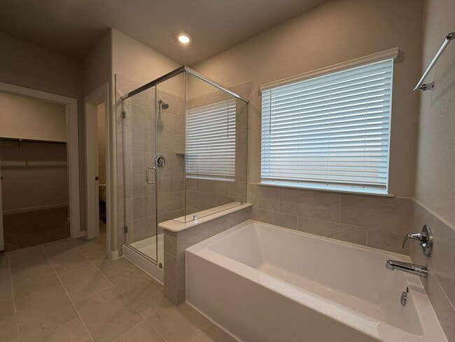 Building Photo - 2527 Gray Gale Ct