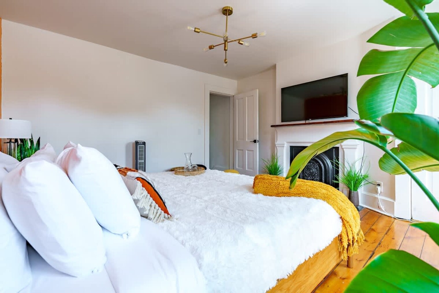 Building Photo - 70 E Prescott St