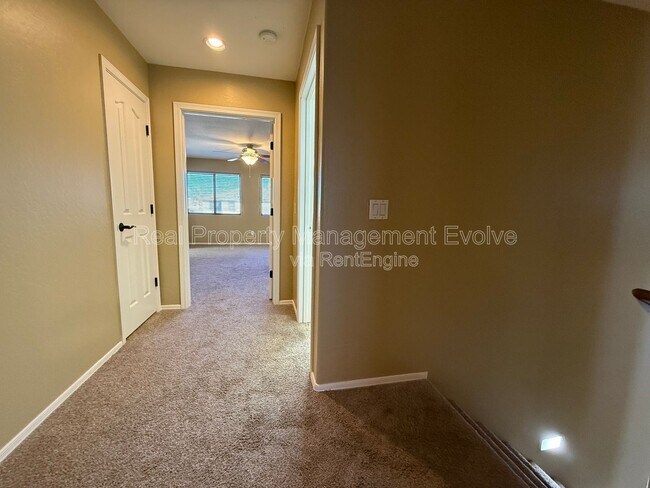 Building Photo - 8014 W Pima St