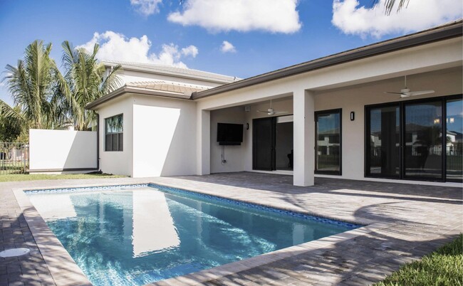 Building Photo - 17035 Wandering Wave Ave