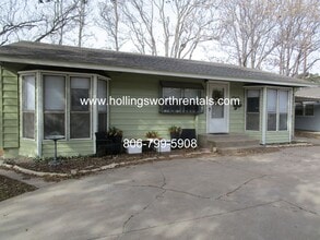 Building Photo - Large 2 bed 2 bath house in Tech Terrace