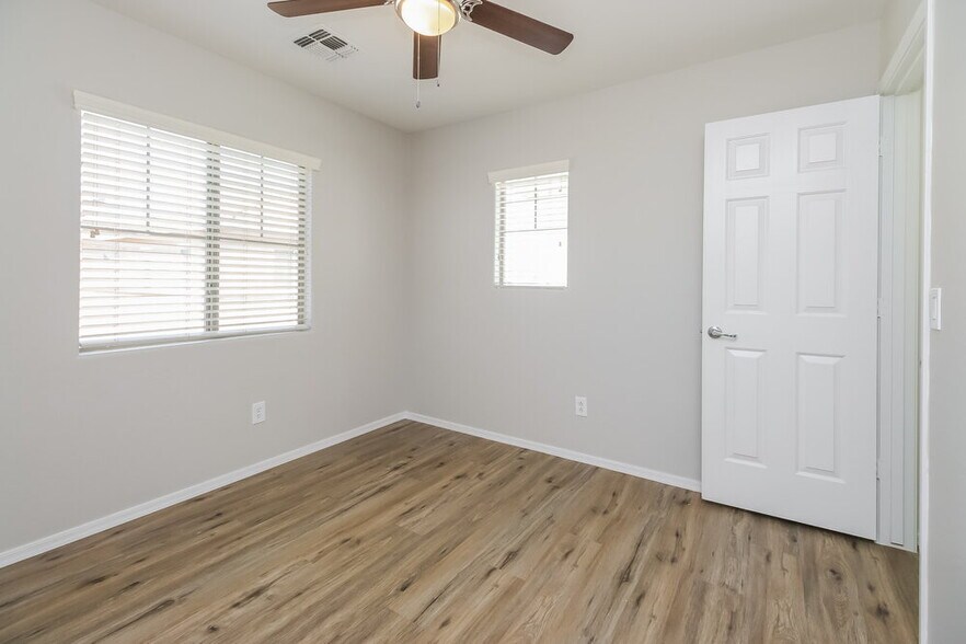 Building Photo - 425 N Ranger Ct