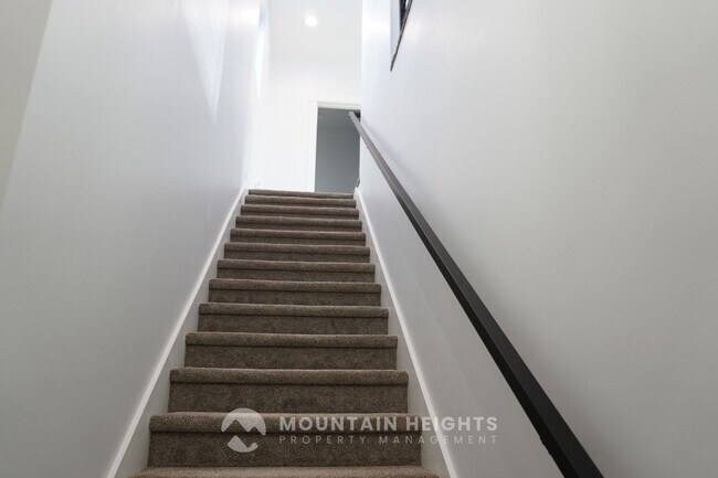 Building Photo - 6552 Timber Ranch Dr