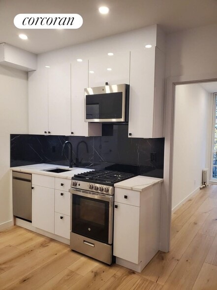 Primary Photo - 509 E 77th St