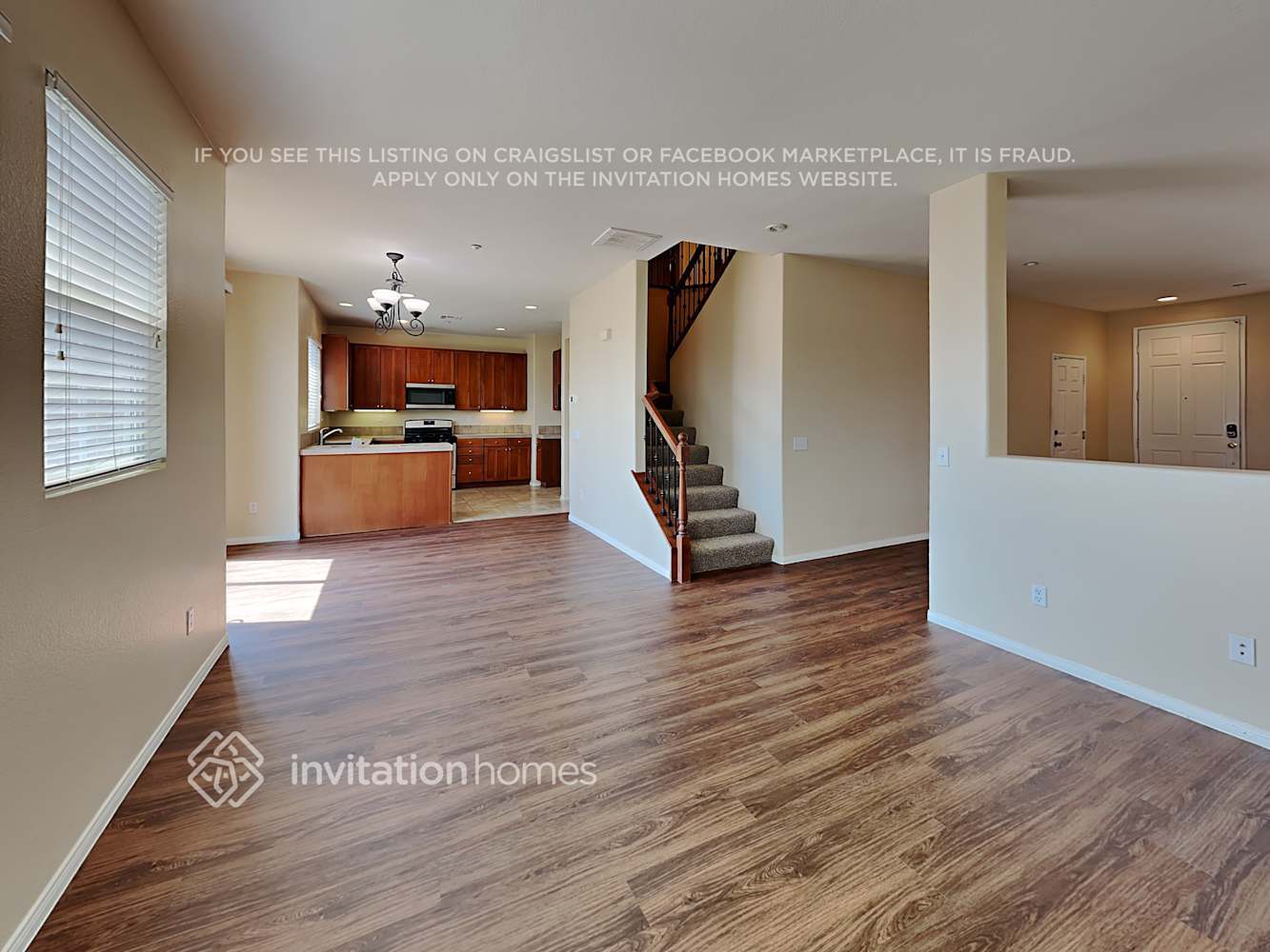 Building Photo - 16467 El Revino Dr