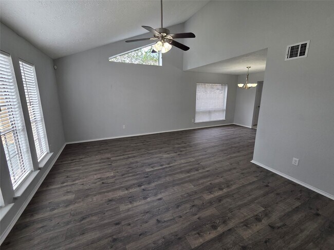 Building Photo - 1454 Plumwood Dr