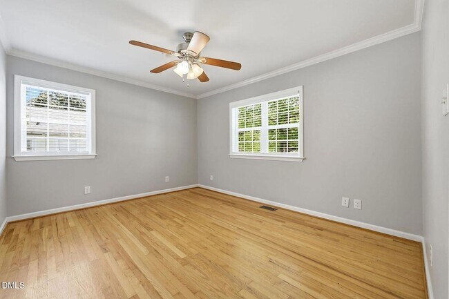 Building Photo - 301 N 9th St