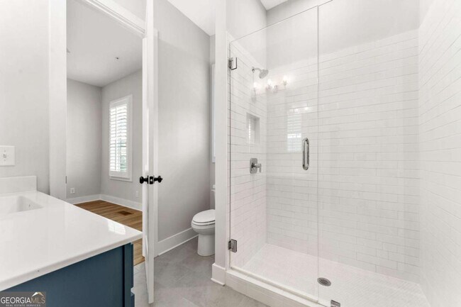 Building Photo - 1272 Longreen Ter NW